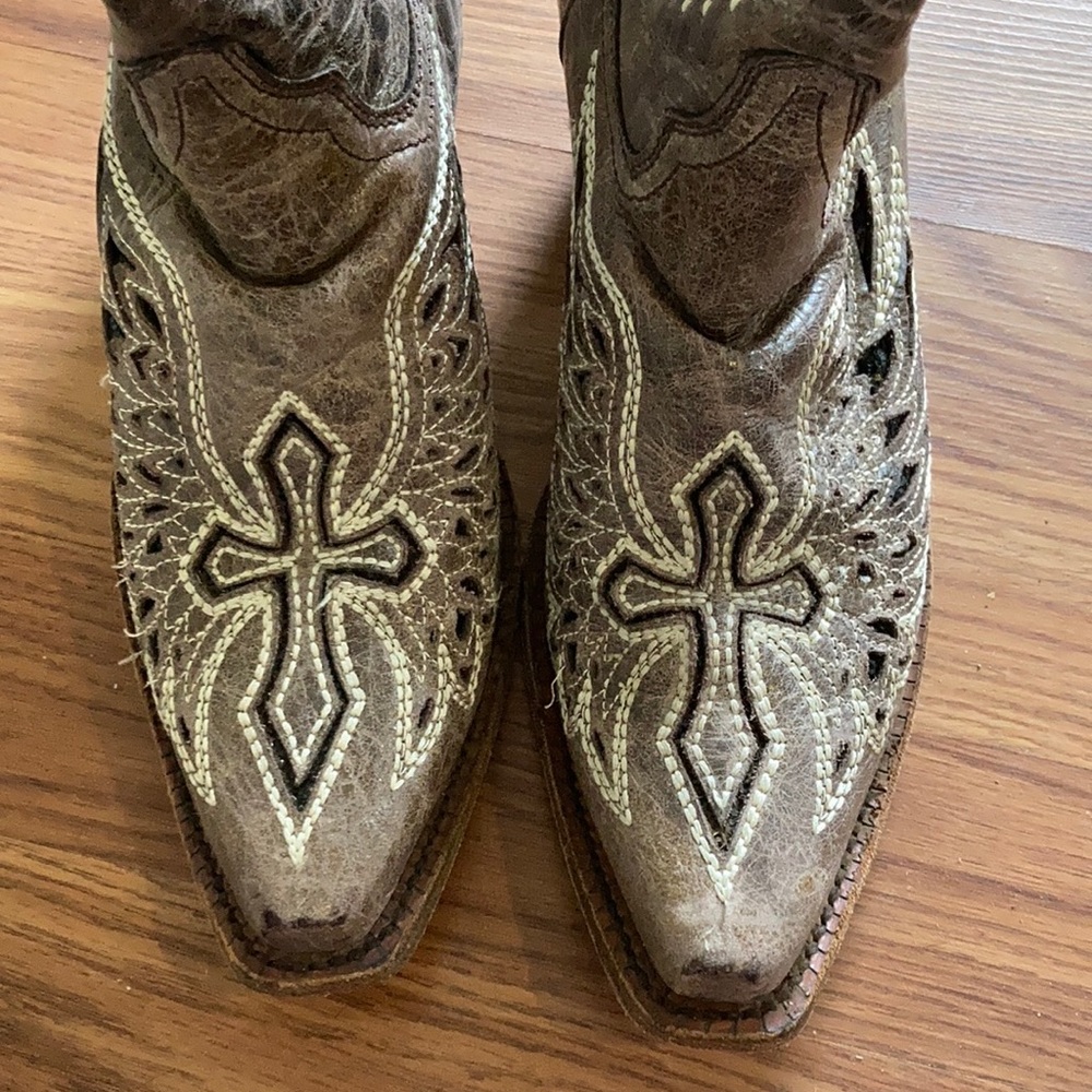 Corral vintage cross cowgirl boots